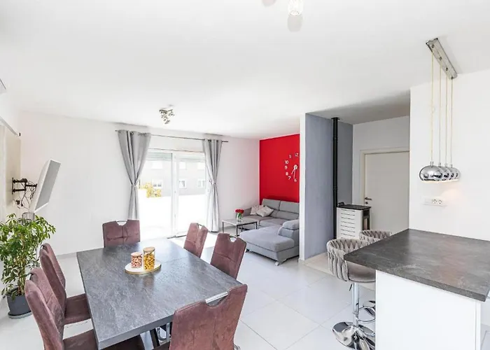 Agic Lejlighed Kaštela